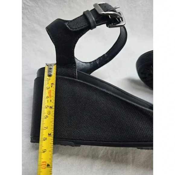 Crocs Leigh II Ankle strap Wedge heel Sandal Black-Size 9 Womens - Picture 4 of 10